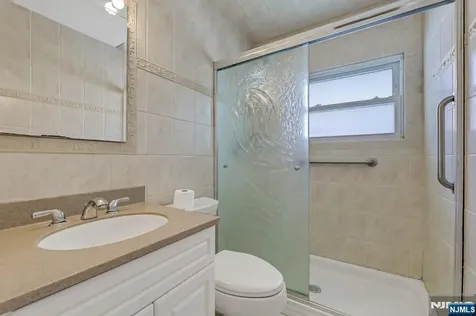 36 Benton Road Paramus NJ 07652