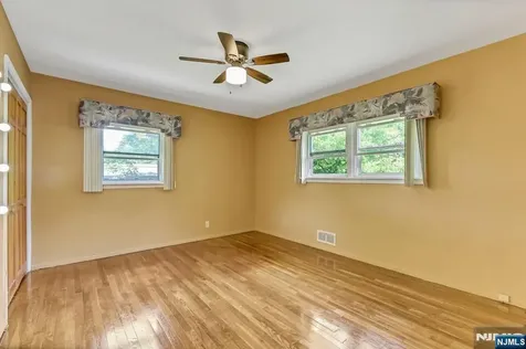 36 Benton Road Paramus NJ 07652