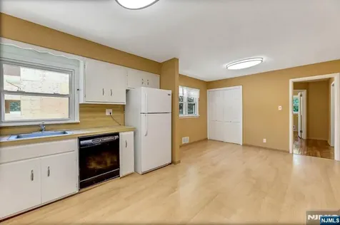 36 Benton Road Paramus NJ 07652