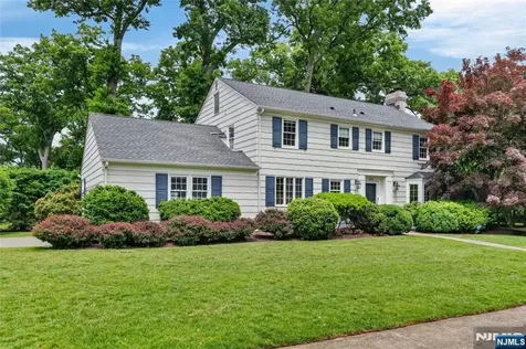241 Avondale Road Ridgewood NJ 07450