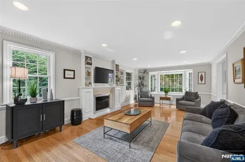 241 Avondale Road Ridgewood NJ 07450