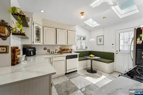 67 Marlboro Road Clifton NJ 07012