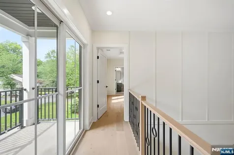 20 Hampton Terrace Livingston NJ 07039