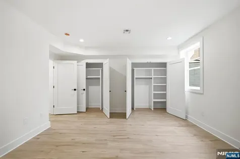 20 Hampton Terrace Livingston NJ 07039