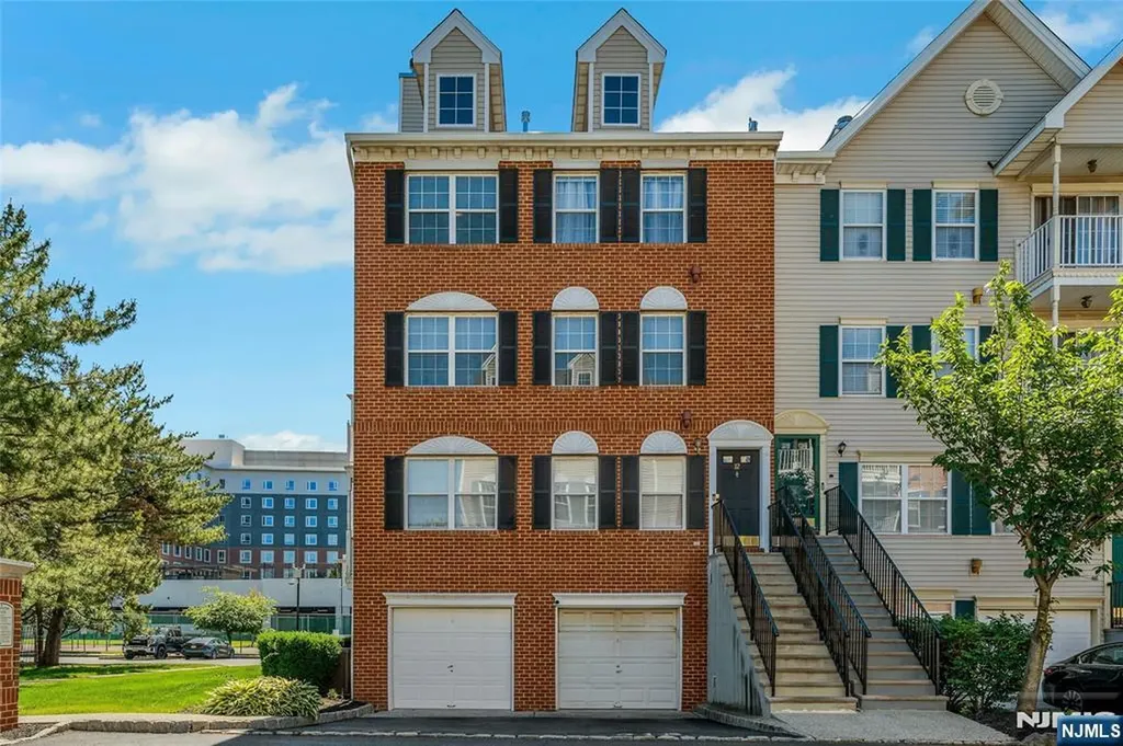 72 Marrow Street Newark NJ 07103