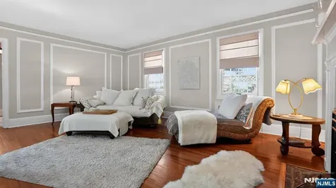 230 Satterthwaite Avenue Nutley NJ 07110
