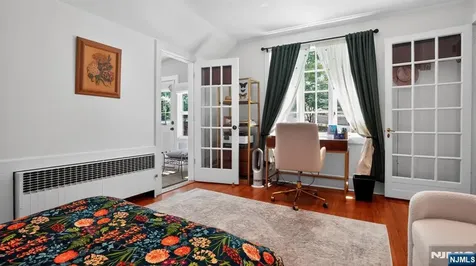230 Satterthwaite Avenue Nutley NJ 07110