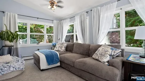 230 Satterthwaite Avenue Nutley NJ 07110