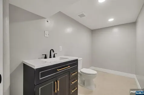 67 Melody Hill Road Clifton NJ 07013