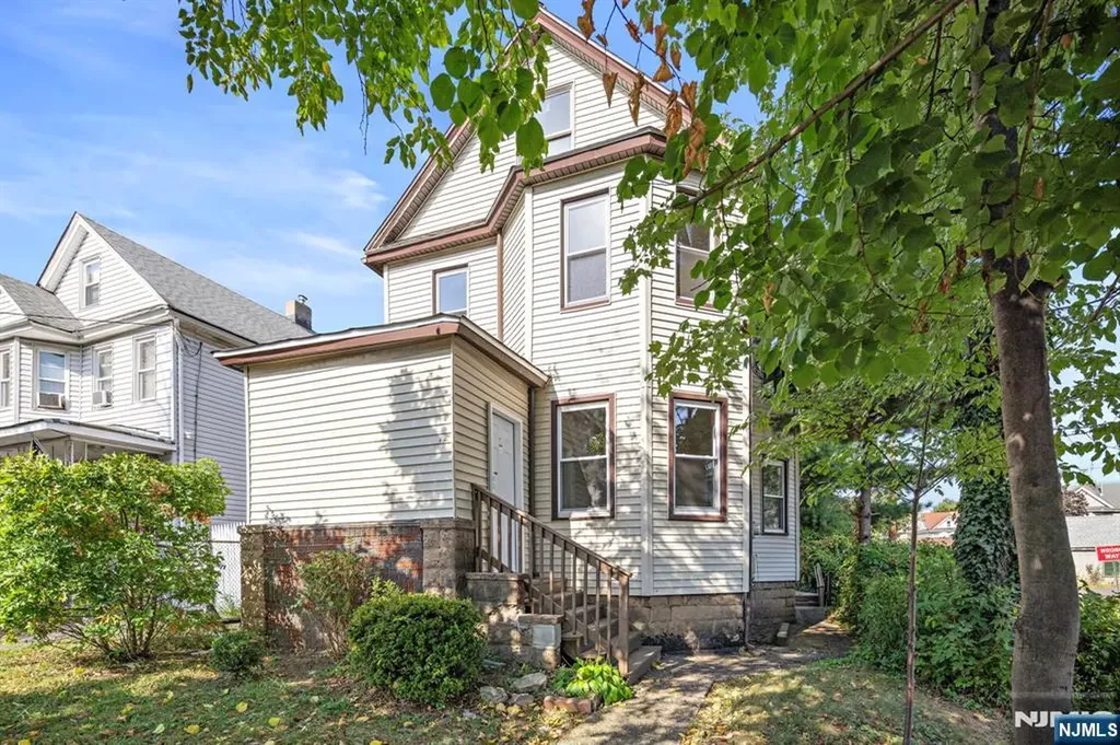 72 Winant Ridgefield Park NJ 07660
