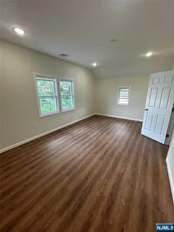72 Winant Ridgefield Park NJ 07660