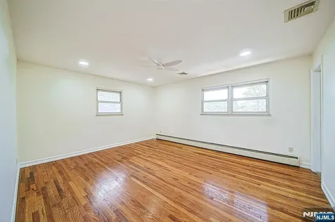 20 Shetland Lane Palisades Park NJ 07650