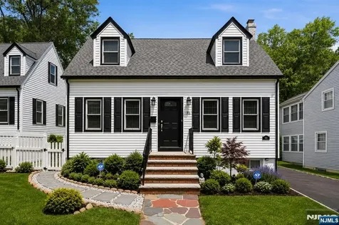 48 W Cedar Street Livingston NJ 07039