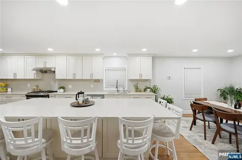 48 W Cedar Street Livingston NJ 07039