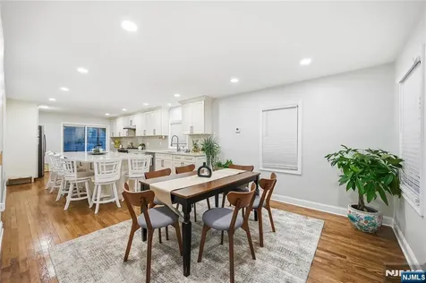 48 W Cedar Street Livingston NJ 07039