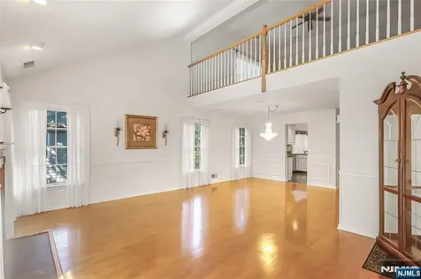 35 Quail Old Tappan NJ 07675