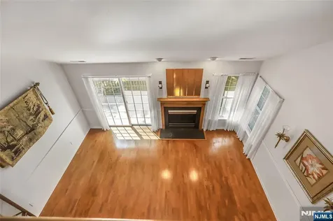 35 Quail Old Tappan NJ 07675