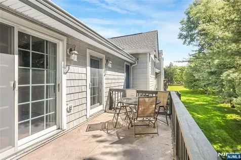 35 Quail Old Tappan NJ 07675