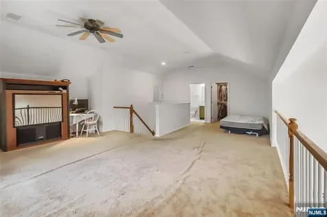 35 Quail Old Tappan NJ 07675