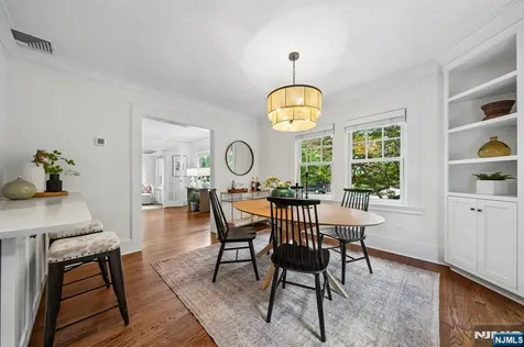 20 Euclid Place Montclair NJ 07042