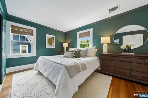 20 Euclid Place Montclair NJ 07042