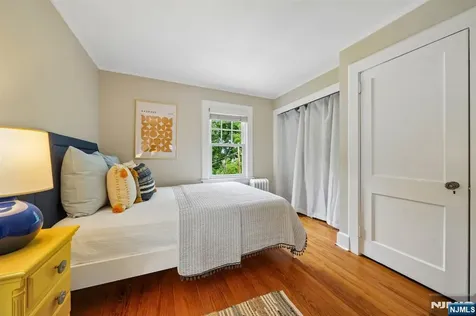 20 Euclid Place Montclair NJ 07042