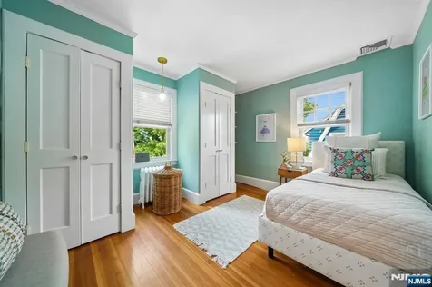 20 Euclid Place Montclair NJ 07042