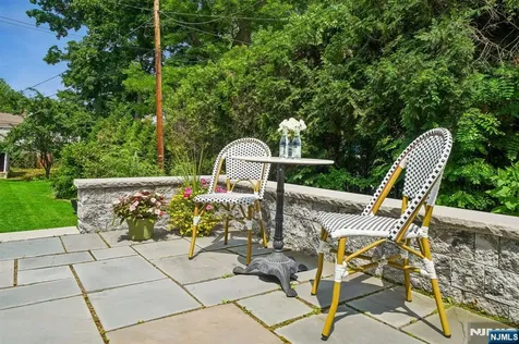 20 Euclid Place Montclair NJ 07042