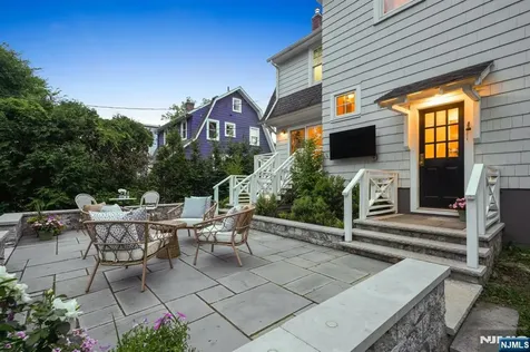 20 Euclid Place Montclair NJ 07042