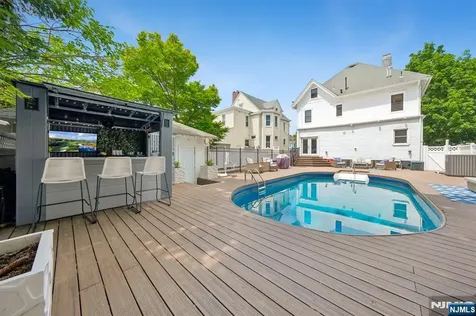63 Ridge Road Rutherford NJ 07070