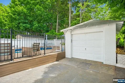 63 Ridge Road Rutherford NJ 07070