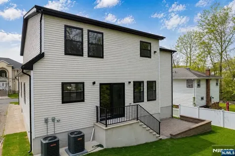 42 2nd Street Dumont NJ 07628