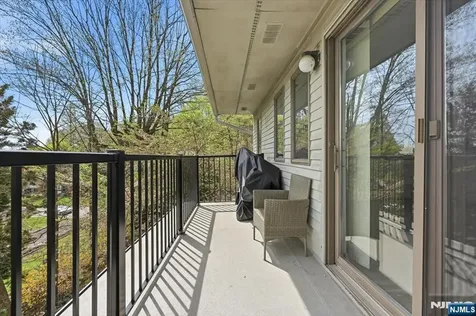 52 Adams Terrace Clifton NJ 07013