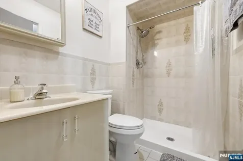 52 Adams Terrace Clifton NJ 07013