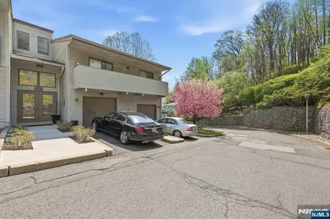 52 Adams Terrace Clifton NJ 07013