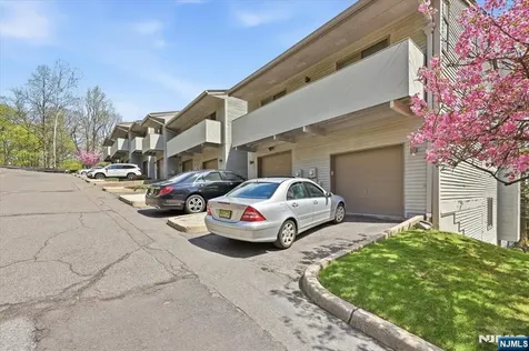 52 Adams Terrace Clifton NJ 07013