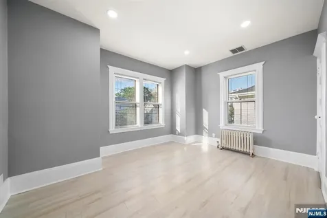 1624 Center Avenue Fort Lee NJ 07024