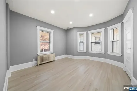 1624 Center Avenue Fort Lee NJ 07024