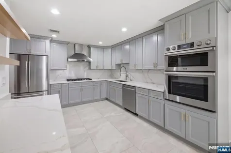 220 Cliff Street Cliffside Park NJ 07010
