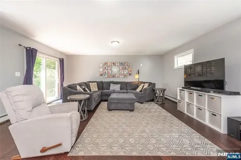 114 Sunrise Terrace Cedar Grove NJ 07009