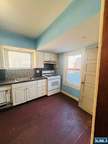 18 Pleasant Place Kearny NJ 07032