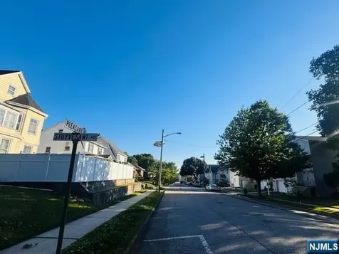18 Pleasant Place Kearny NJ 07032