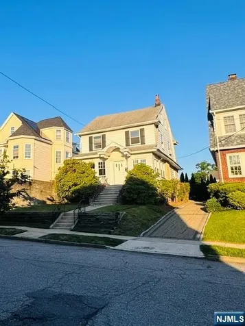 18 Pleasant Place Kearny NJ 07032