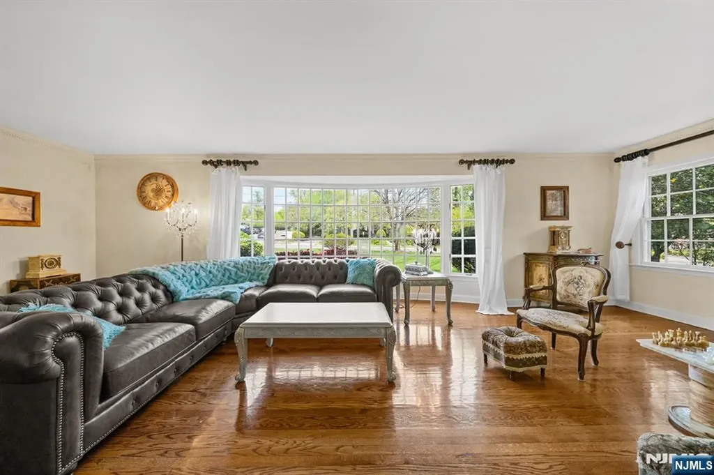 328 Ridgewood Avenue Ridgewood NJ 07450