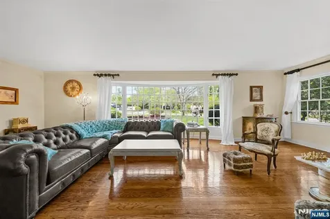 328 Ridgewood Avenue Ridgewood NJ 07450