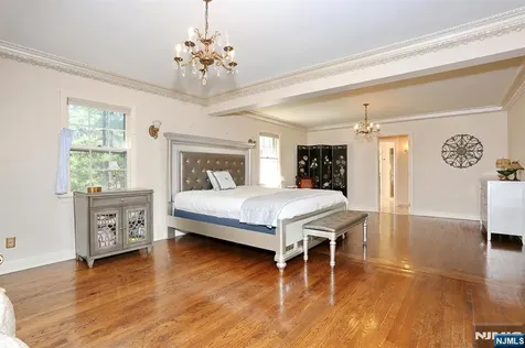 328 Ridgewood Avenue Ridgewood NJ 07450
