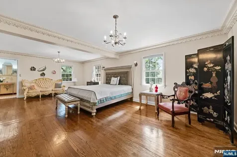 328 Ridgewood Avenue Ridgewood NJ 07450