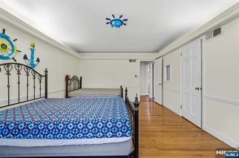 328 Ridgewood Avenue Ridgewood NJ 07450