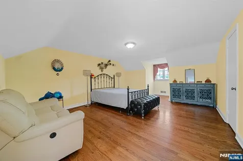 328 Ridgewood Avenue Ridgewood NJ 07450