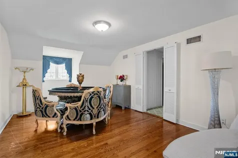 328 Ridgewood Avenue Ridgewood NJ 07450